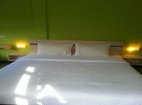 Hotel Merlin Penang 2*