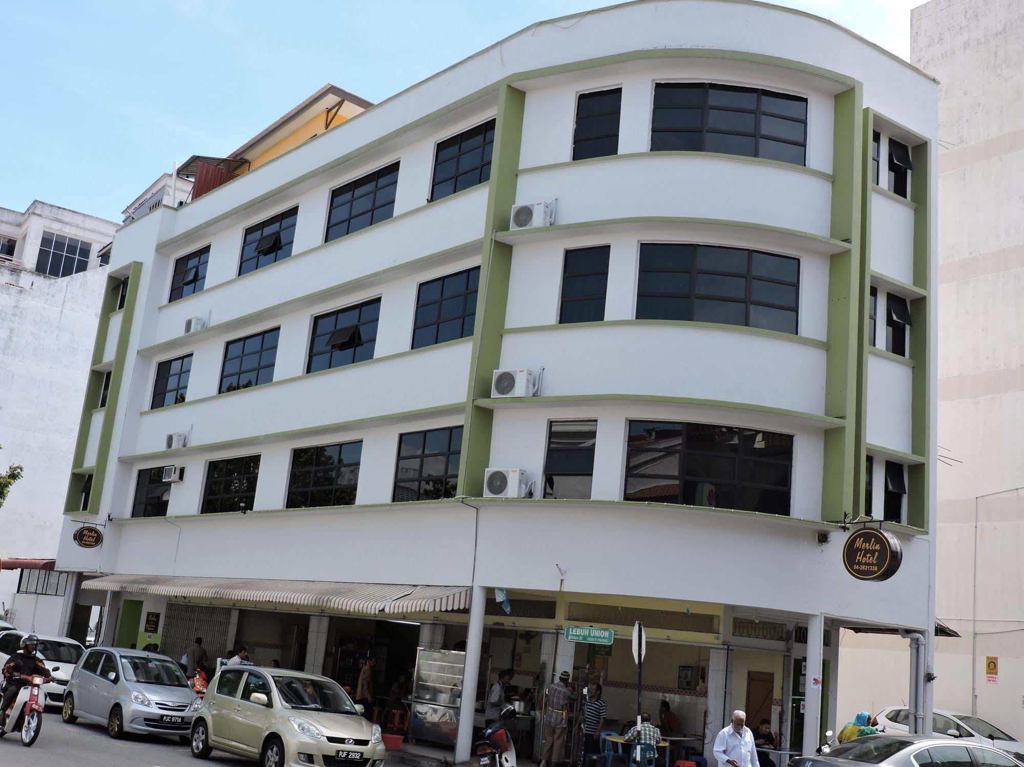 Hotel Merlin Penang 2*