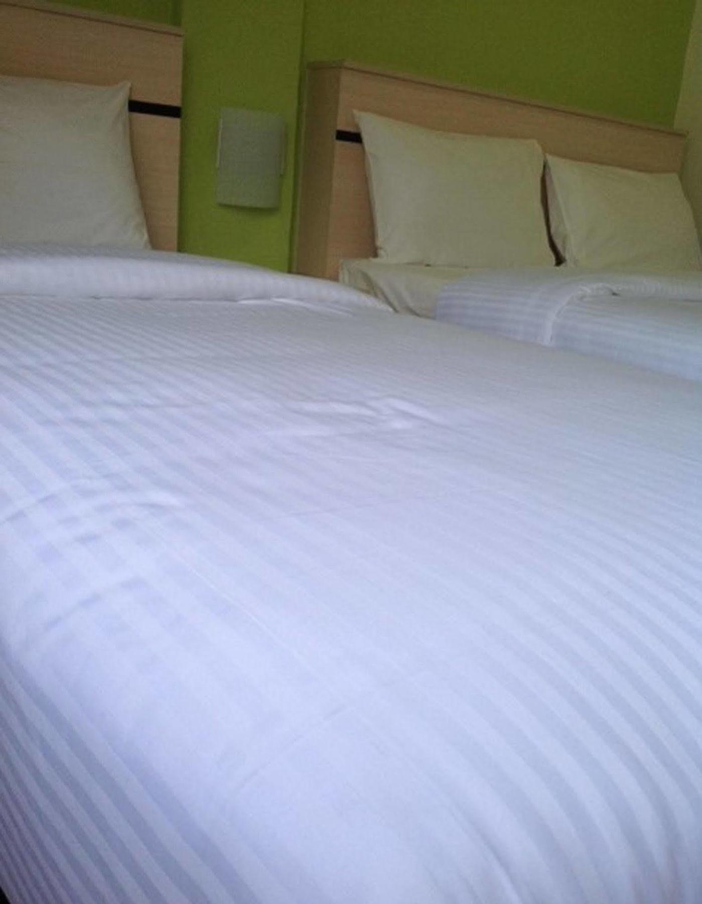 Merlin Penang Hotel 2*